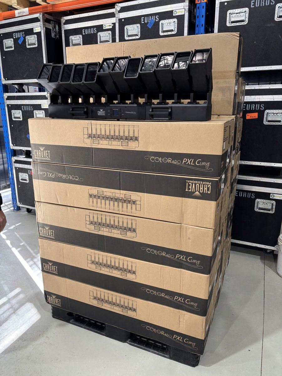 Chauvet COLORado PXL Curve 12