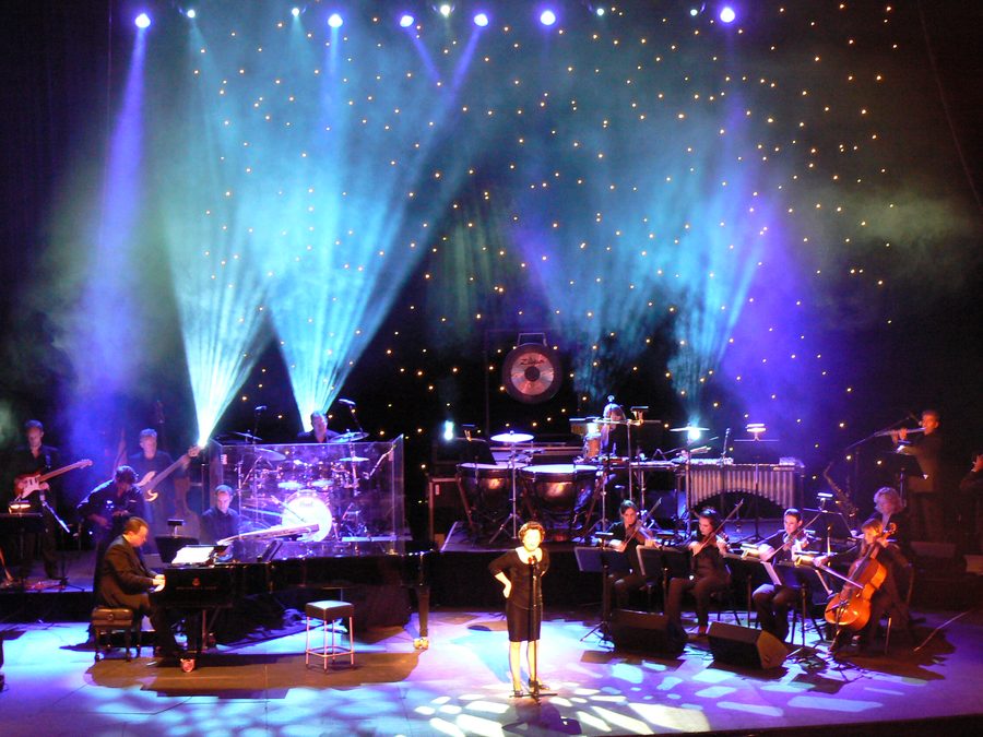 Elaine Paige