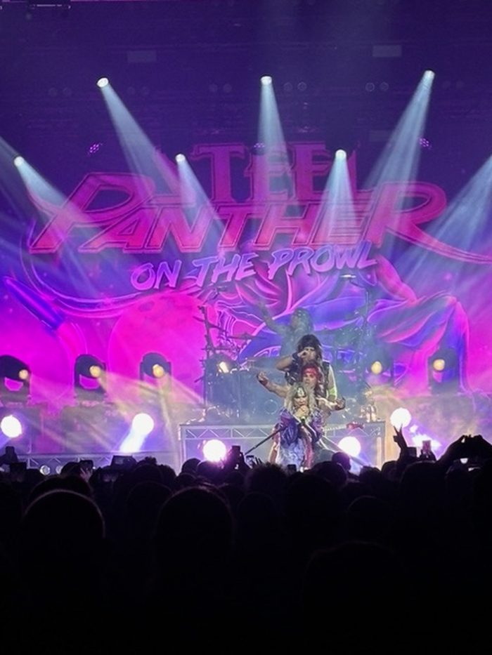 Steel Panther OZ 2024 — photo 4